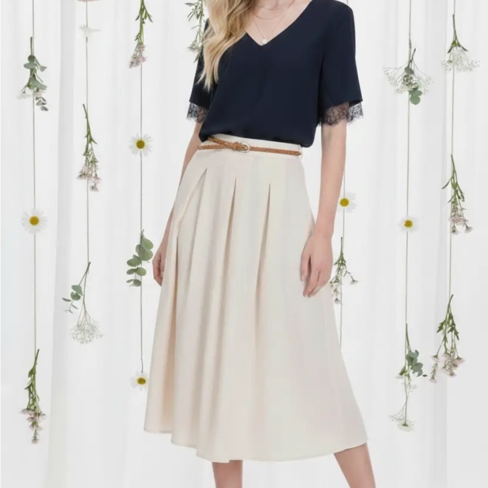 1118.  Navy Blue Lace Trim Top - Picture 5 of 5